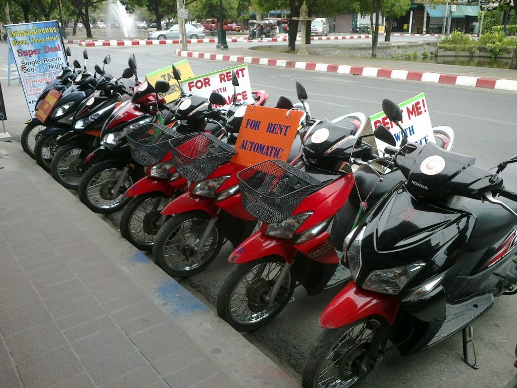 Có nên tự thuê xe máy Đà Nẵng khi đi du lịch